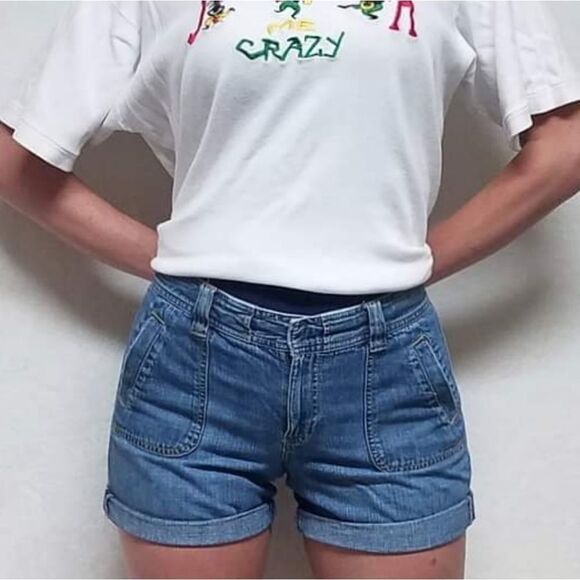 VINTAGE Old Navy Just Below Waist Mid Wash Shorts - Picture 2 of 10